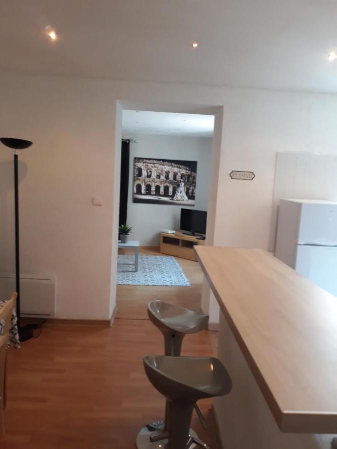 5 Minutes Des Arenes, Parking Gratuit, 6 Couchages Nîmes Exterior foto